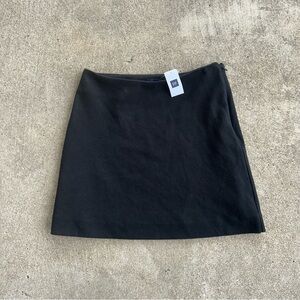NWT Gap Black Mini Skirt Size 0 / Fall 2010